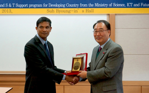 VATECH donated a Dental CT to Sri lanka Peradeniya University